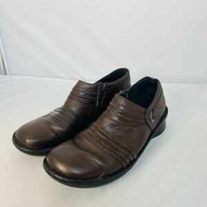 Naot 41 - Womens Ankle Booties Zip Up Brown 10.5 Good condition - A little wrink